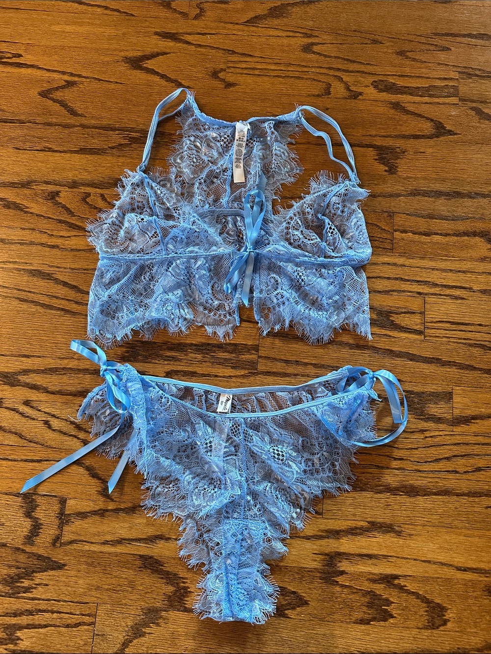 Mapale lace bralet and panty set
